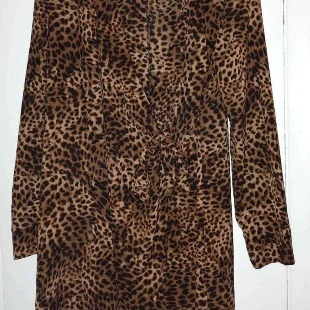 Leopard Print Long Sleeve Top